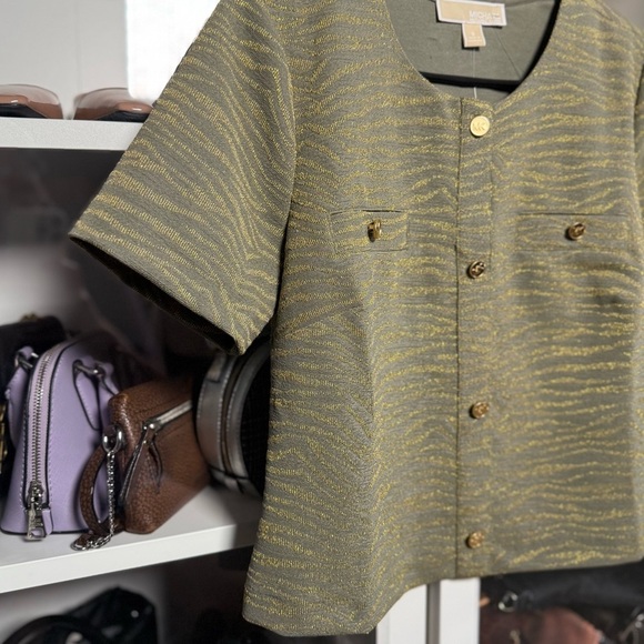 NWT Michael Kors Olive Green and Gold Zebra Pattern Button Up Short Sleeve Top - Picture 3 of 5